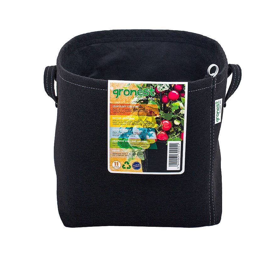 25 Liter Pflanzsack (Growbag) aus schwarzem Geotextil und seitlichen Griffen.